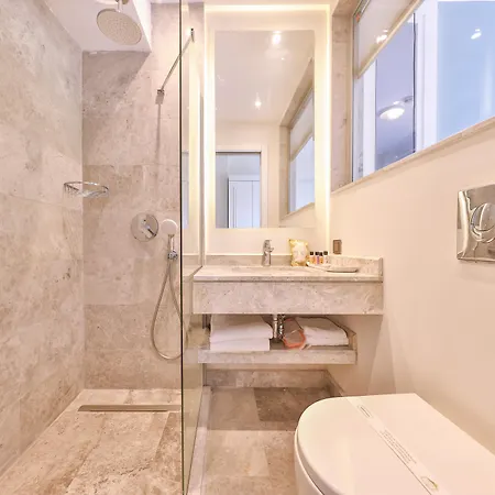 Hotel Hera