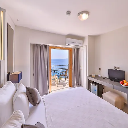 Hera Hotel