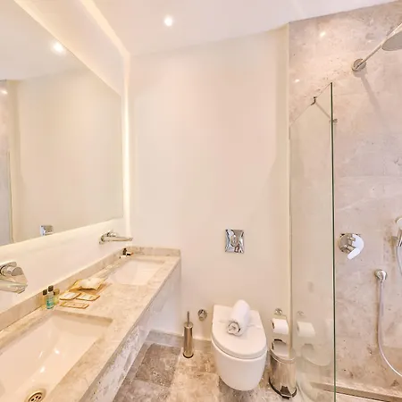 Hera Otel Kaş